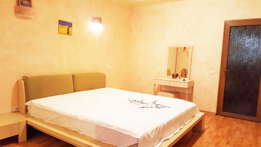 Beach & Clubs Apartments Mamaia Констанца Экстерьер фото